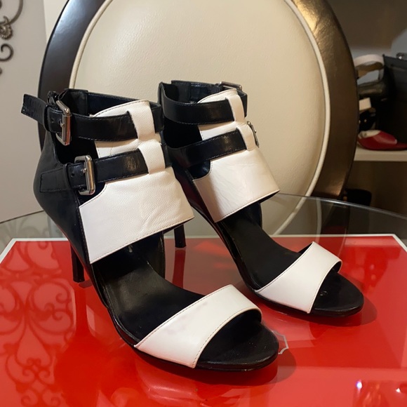 Nine West high Heel Sandals used in good condition. - Picture 3 of 10